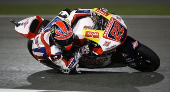 Moto2: Lowes topt FP3 in Qatar met recordtijd