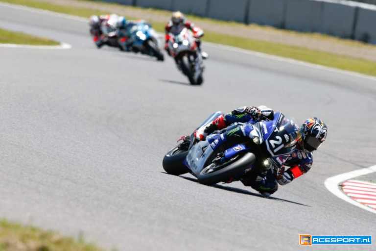 Suzuka 8H: Yamaha Factory Racing Team grijpt voorlopige pole