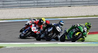 NK SuperCup 1000: Kloots wint in Assen vijfde race van het seizoen (video)