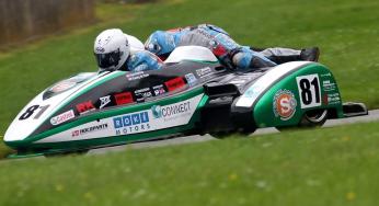 Connect-Roké sidecarteam als leider naar Chimay