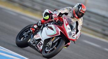 Leon Camier ook in 2017 met MV Agusta in WorldSBK kampioenschap