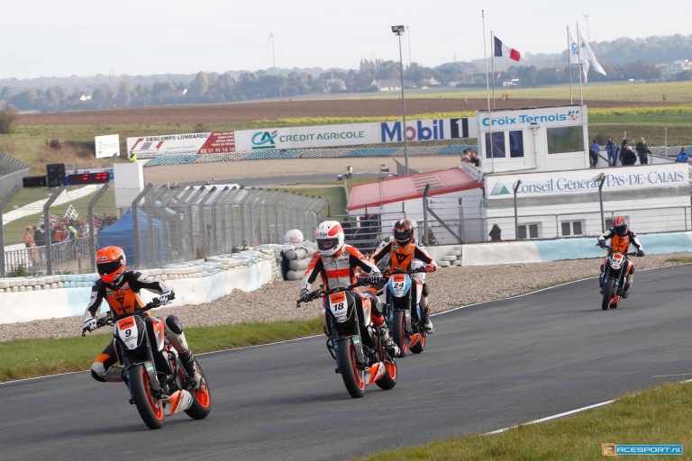 Robert Schotman kampioen 2016 KTM Duke Battle