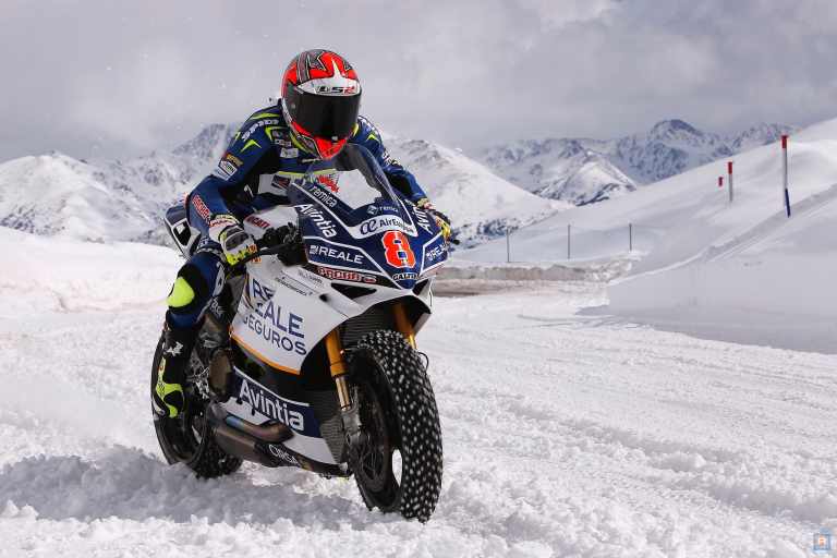 Reale Avintia Racing presenteert zich in stijl
