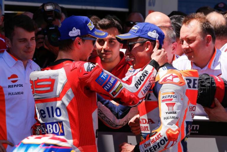 Márquez: ‘Ik vroeg Honda om een snelle teamgenoot, maar zo’n snelle hoefde nu ook weer niet’