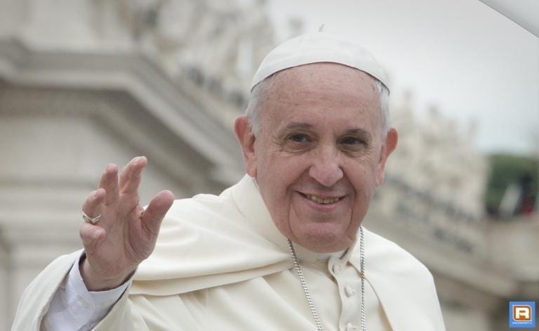 MotoGP coureurs gaan op bezoek bij paus Franciscus