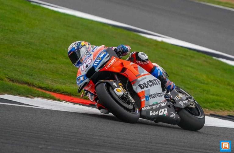 Dovizioso het snelst voor thuisfavoriet Crutchlow tijdens eerste dag op Silverstone