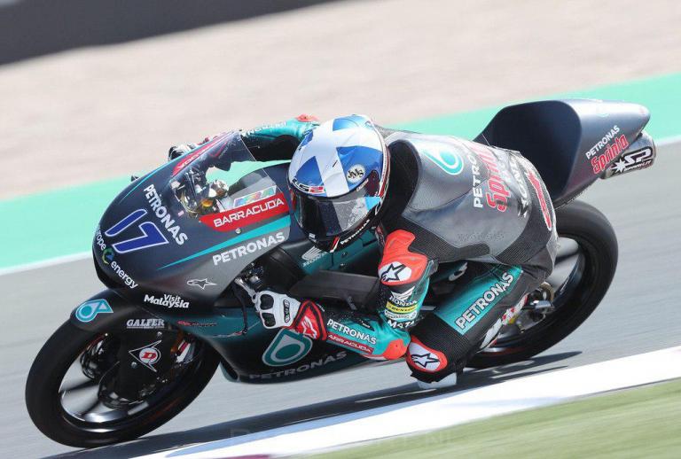 McPhee sluit eerste dag in Argentinië als snelste Moto3 coureur af