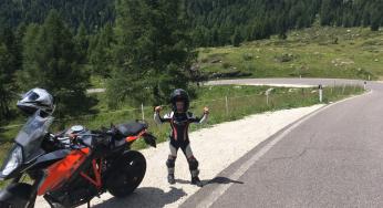 Koop nu een motoroutfit voor je kind en krijg 5 RACE-KIDS lessen erbij!