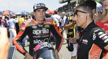 Aleix Espargaró breekt o.a. bovenbeen bij crash in Catalunya