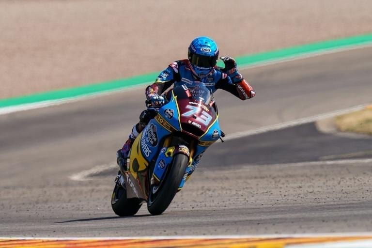 Márquez behaalt Moto2 pole position op de Sachsenring, Bendsneyder 15e