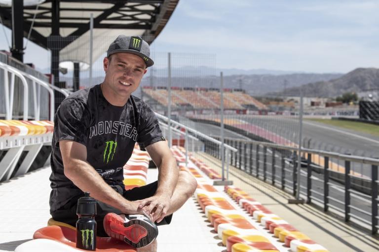 Officieel: Alex Lowes in 2020 teamgenoot Jonathan Rea