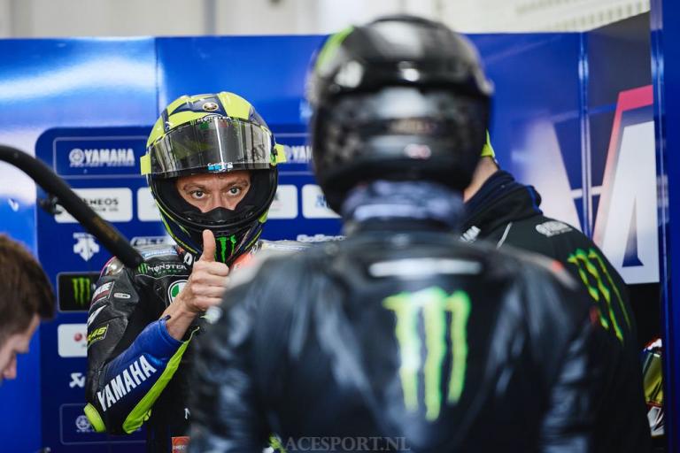 De Valentino Rossi – Lewis Hamilton swap in foto’s