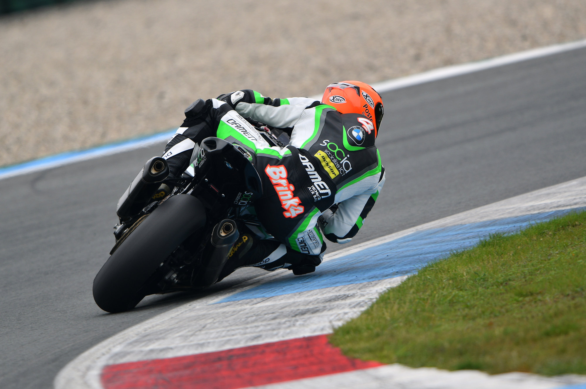 Brink en Van Straalen op pole tijdens IDC seizoensopener in Assen